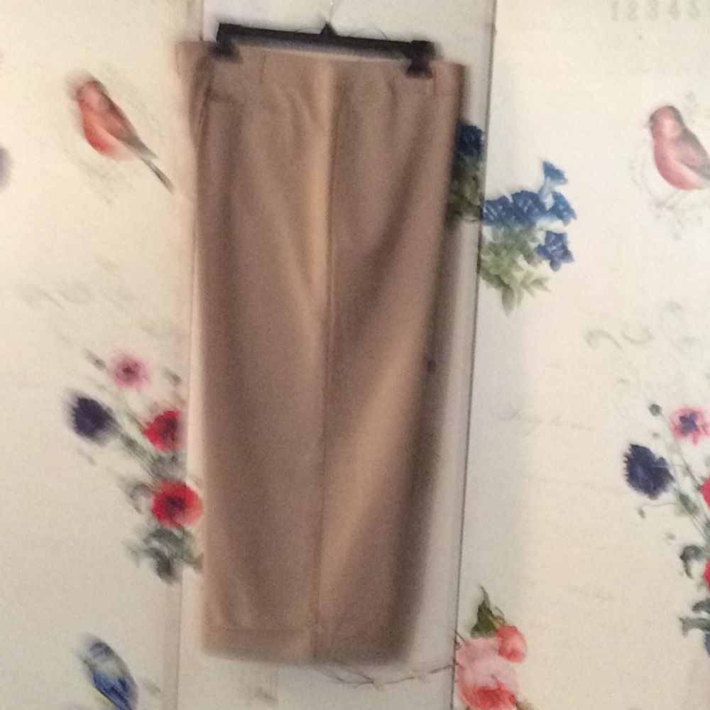 GEORGE Women’s Capris Pants Size 16